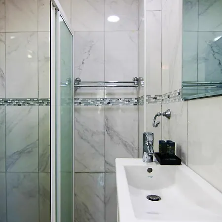 Phaedrus Living: Seaside Luxury Flat Lighthouse 66 * بافوس