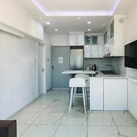 شقة Phaedrus Living: Seaside Luxury Flat Lighthouse 66 بافوس